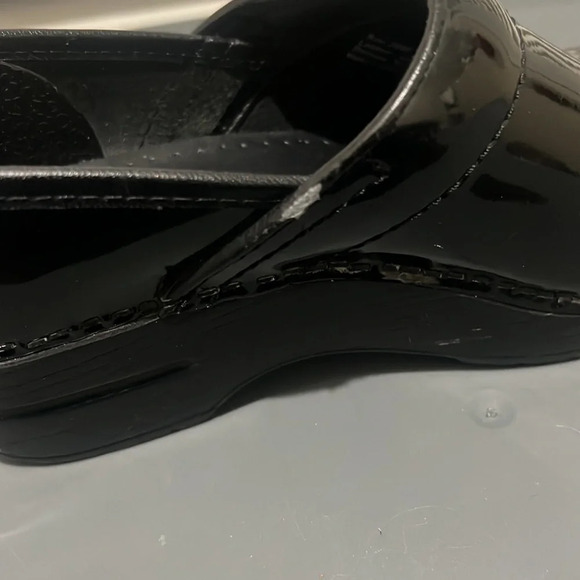 Dansko Classic Black Patient Leather Nursing Comfort Clog Shoes 36 Wide - Picture 7 of 10